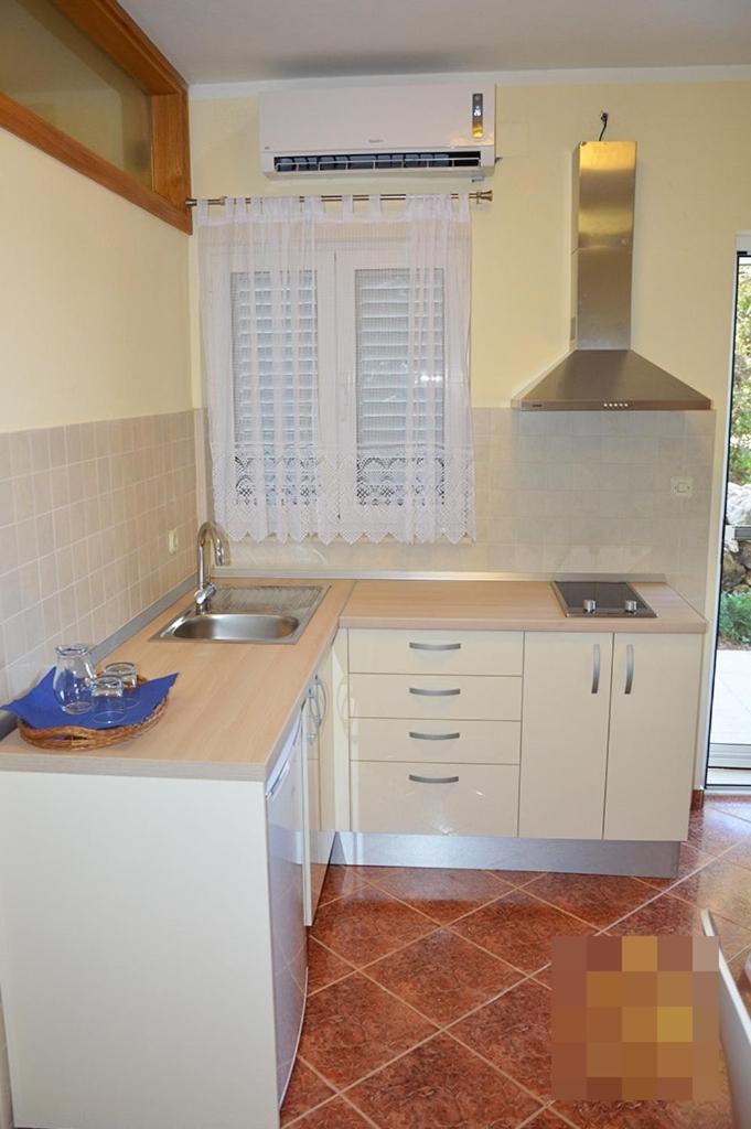 Studio Apartment In Preko With Sea View, Terrace, Air Conditioning, Wi-Fi Экстерьер фото